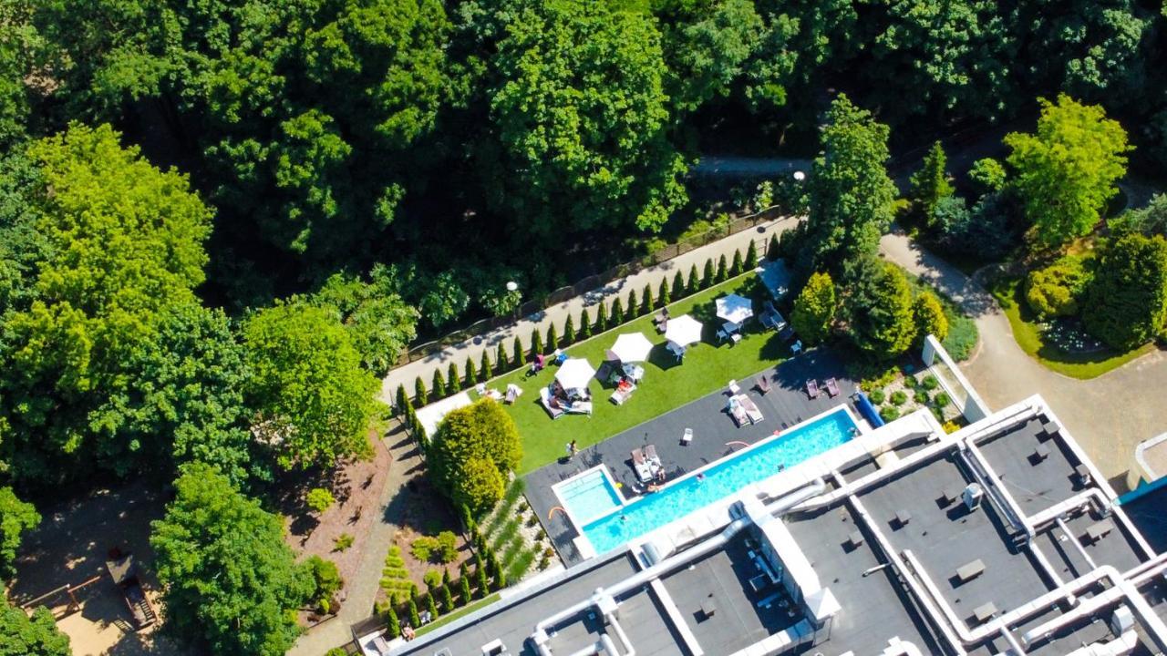 Villa Park Med. & Spa Ciechocinek Exterior foto